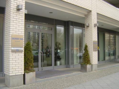 Topdomizil Apartments Checkpoint Plaza Berlin Amenities photo